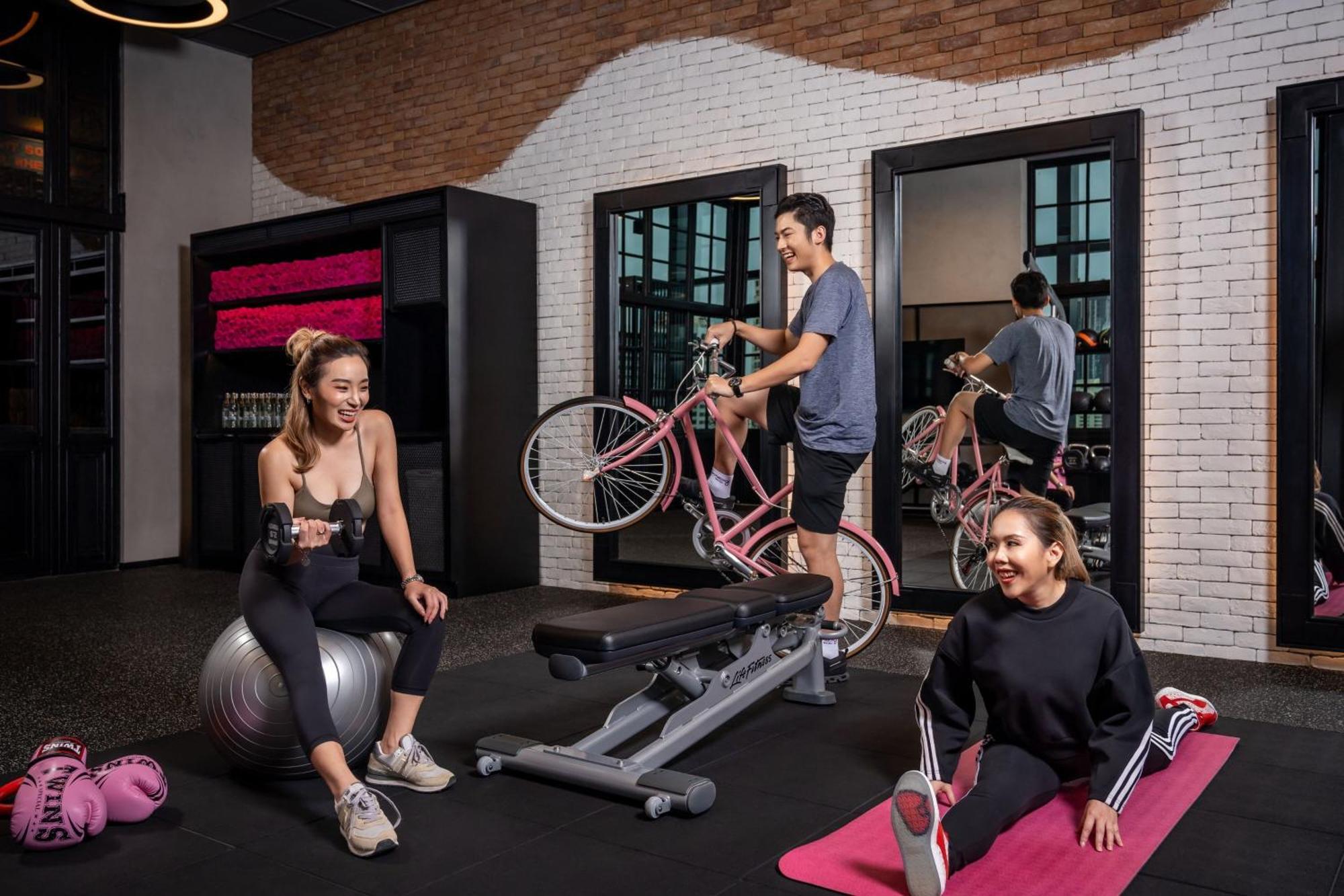 Moxy Bangkok Ratchaprasong Hotel Ngoại thất bức ảnh