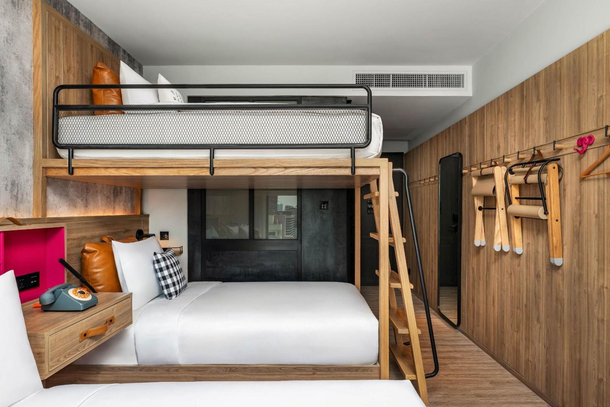 Moxy Bangkok Ratchaprasong Hotel Ngoại thất bức ảnh